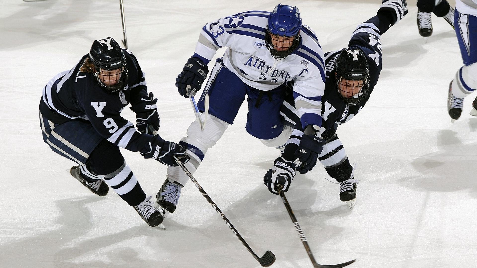 Kaiyun APP-国家队配合模式为何过度依赖个人能力，国家队磨合