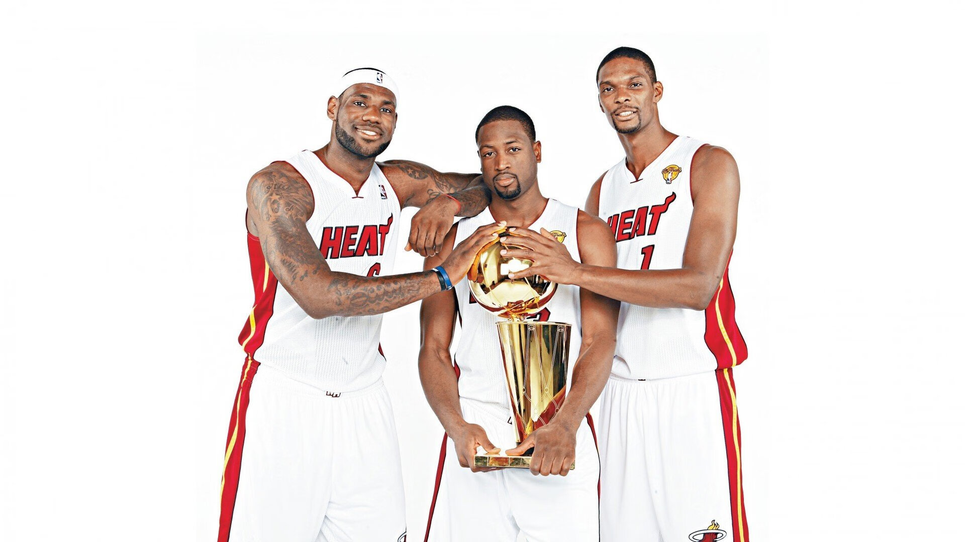 《多国战队的文化碰撞：跨文化交流的火花》